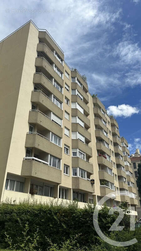 Appartement 99 m² à Lyon-7e  - photo 4