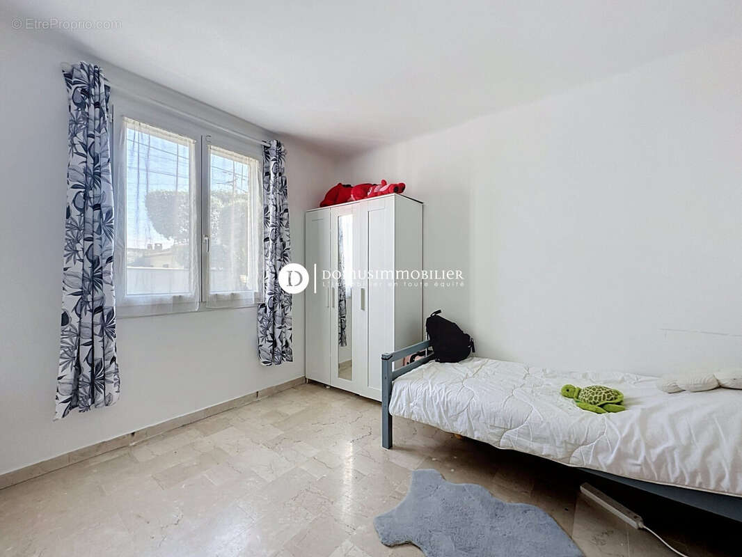 Maison 134 m² à Morieres-Les-Avignon  - photo 7