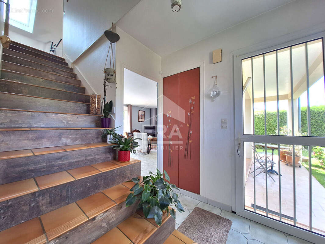 Maison à LA CHAPELLE-SAINT-AUBIN