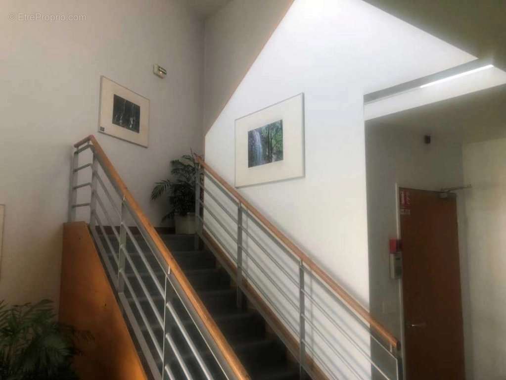 Commerce à MAUREGARD