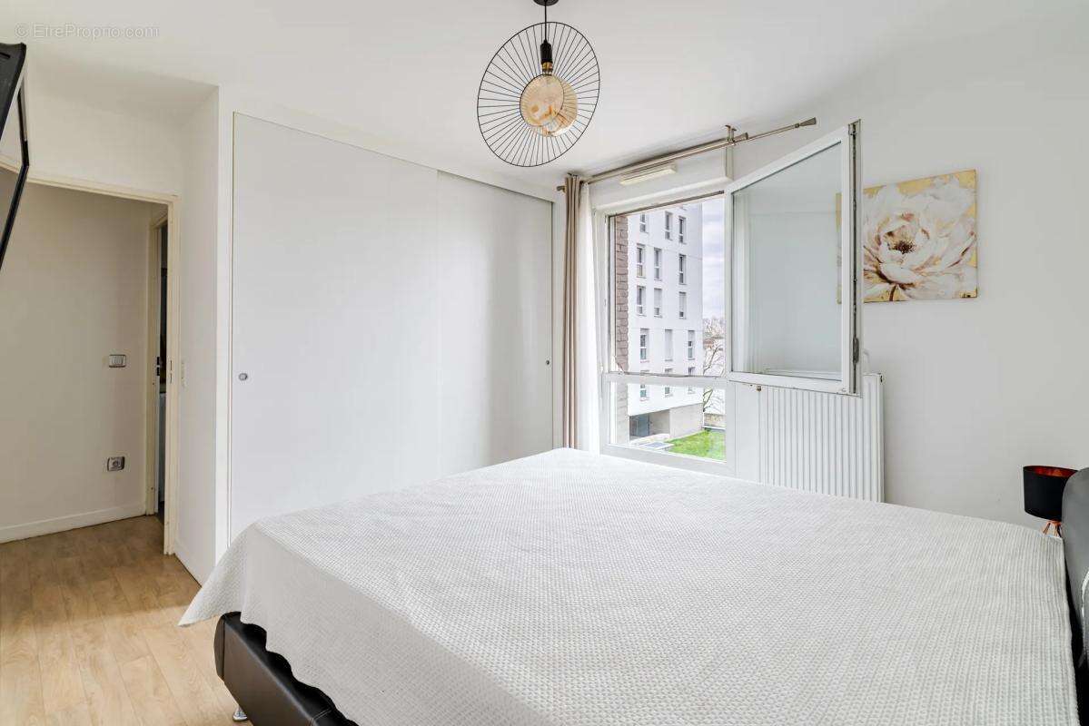 Appartement à GENNEVILLIERS