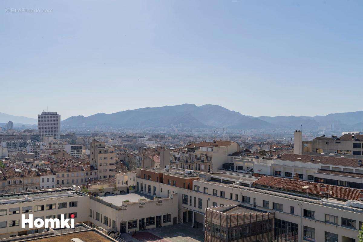 Appartement à MARSEILLE-6E