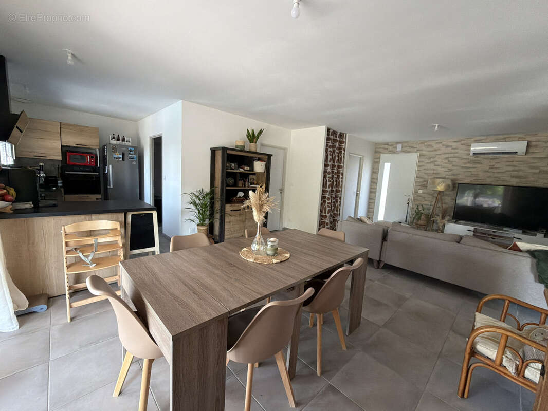 Maison récente de 2022   Confort moderne, 3 chambres et jardin - photo 3