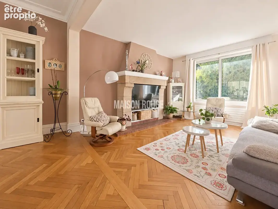 Maison à vendre à lorient - nouvelle-ville - 270 m², 7 chambres, jardin, terrasses et garage - photo 2