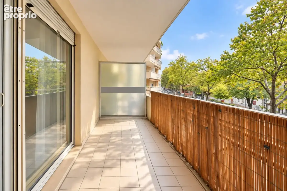 LYON 6e – BELLECOMBE – Appartement familial 132 m² – 4 chambres – 2 balcons – garage - photo 3