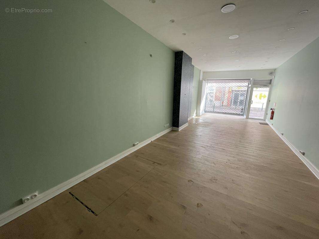 Commerce à AIRE-SUR-LA-LYS