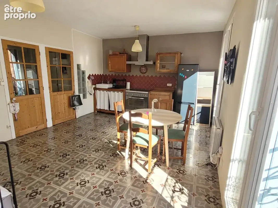 Charmant appartement de caractère avec cour et sa cuisine d'été. - photo 6