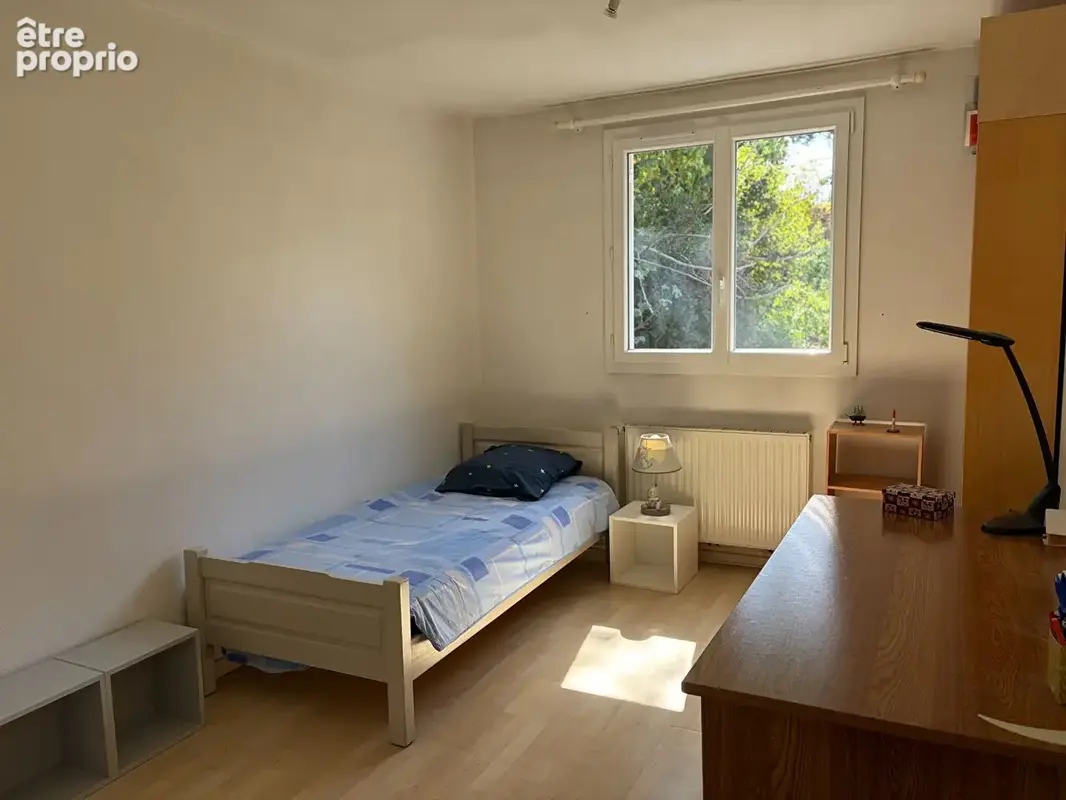 HAUT BUC Maison familiale 5 chambres et grand jardin - photo 10