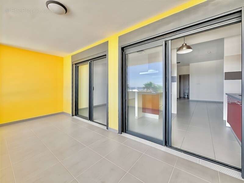 Appartement à SAINT-DENIS