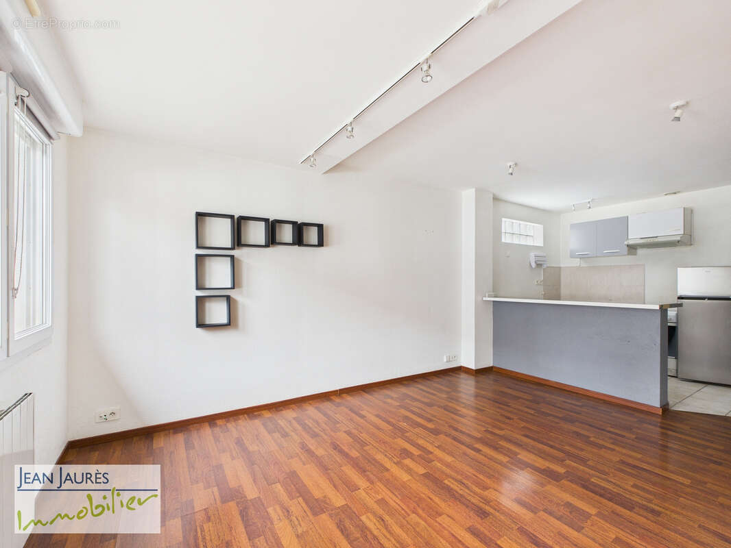 Appartement à SAINTE-SAVINE