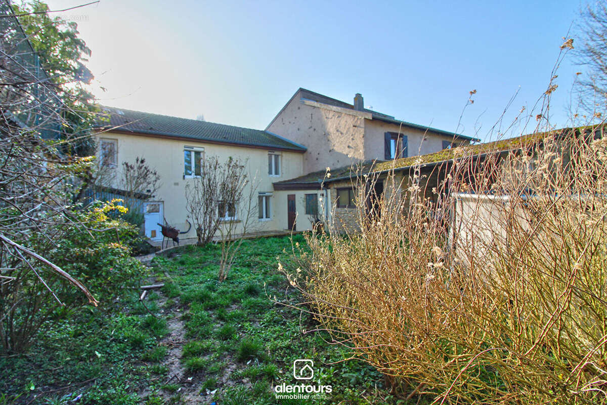 Maison à GONDREVILLE