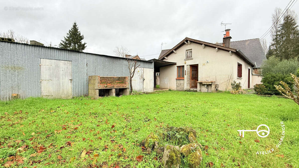 Maison à LA FERTE-IMBAULT