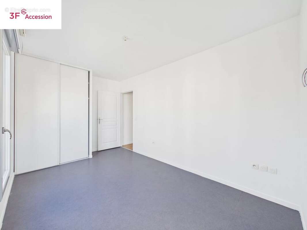 Appartement à SURESNES