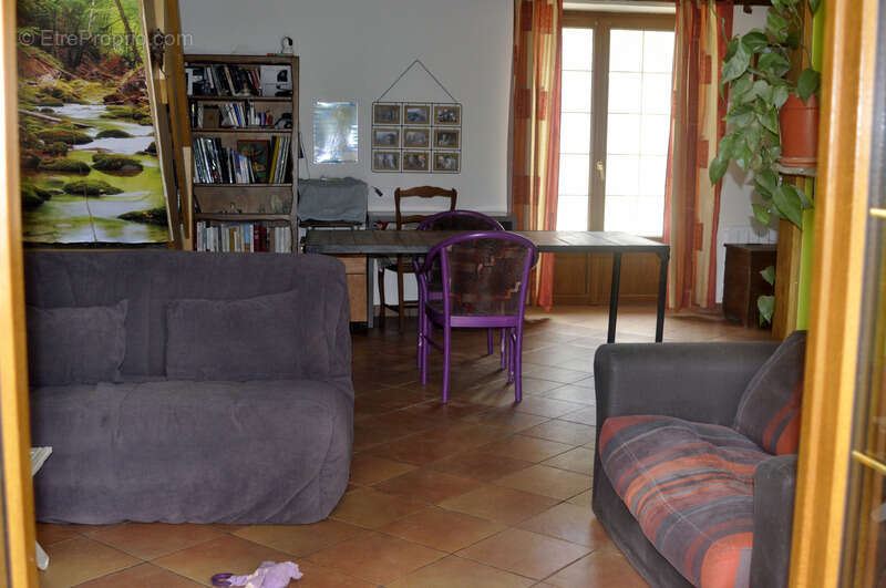 Belle ferme en pierre de taille avec beaucoup de cachet à L'ABERGEMENT DE CUISERY (71) - photo 4
