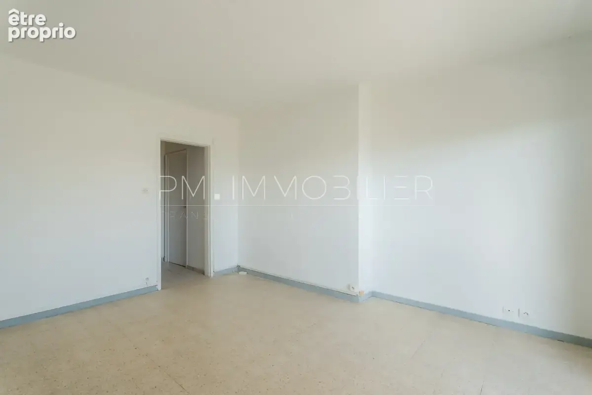 Appartement 1 pièce 26 m² à vendre à Aubagne (13400) - photo 6