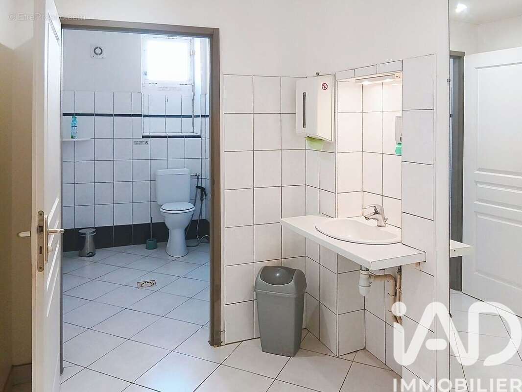 Appartement 389 m² à Gibles  - photo 8