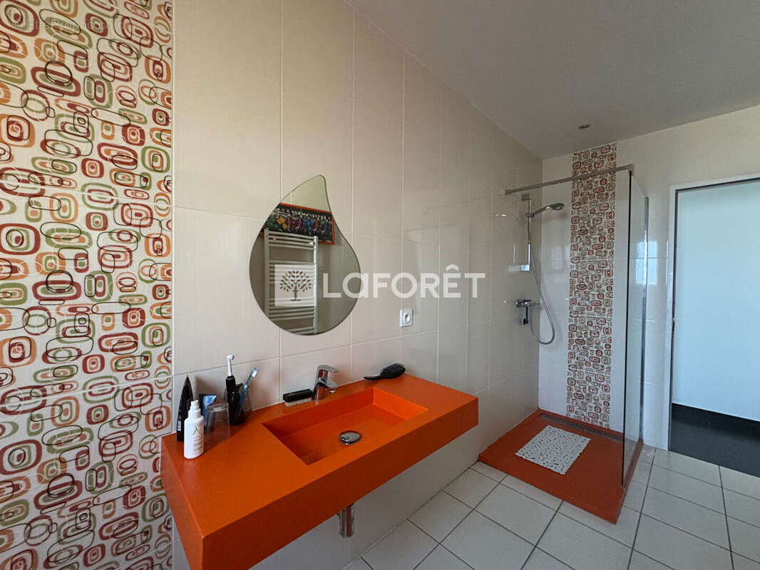 Maison à VILLENEUVE-DE-LA-RAHO