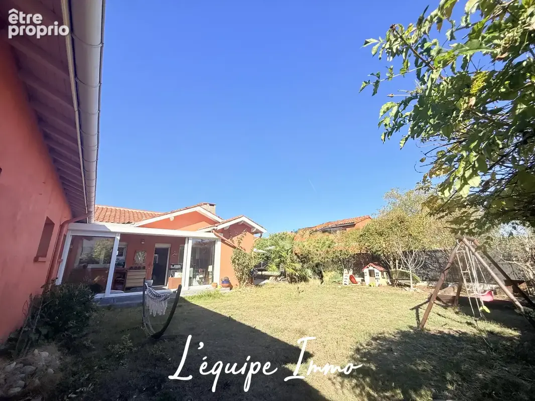 Coup de Coeur! Maison T5 plain-pied de 145 m2 avec Garage et piscine - - photo 17