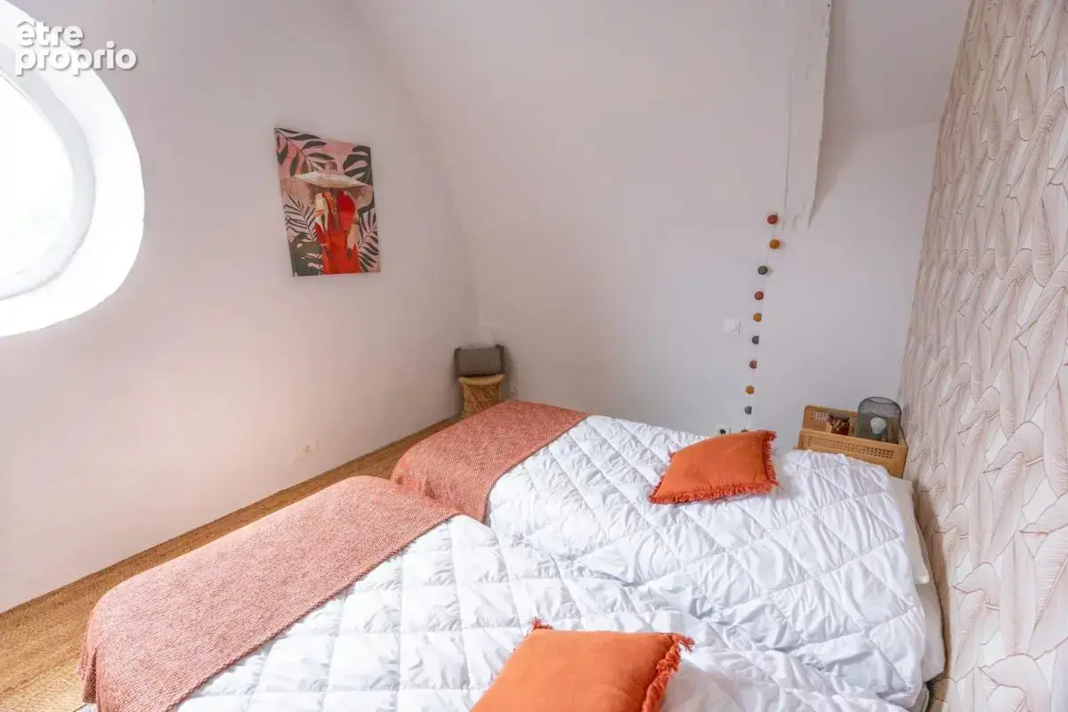 Chavagnes en paillers (85250) - lieu d'exception - ancienne chapelle renovee 6 chambres sur 900m² clos - photo 26