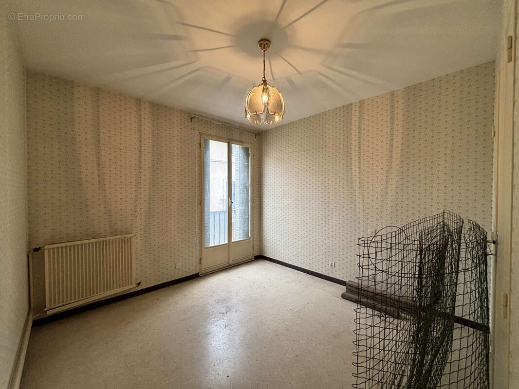 Appartement à BESSAN