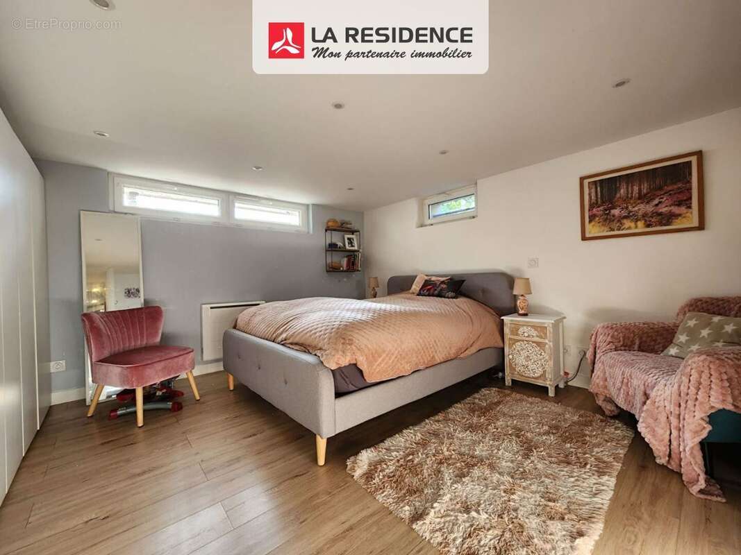 Maison 114 m² à Conflans-Sainte-Honorine  - photo 9