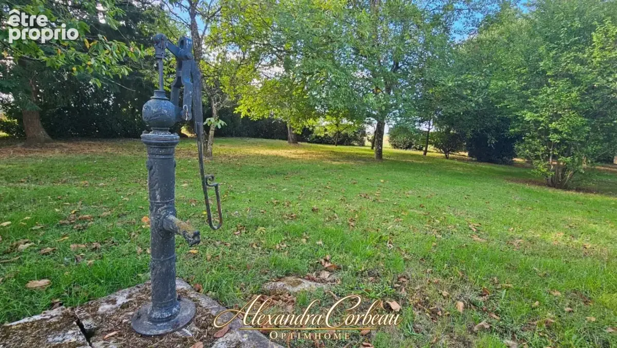Propriété de caractère – longère en tuffeau de 1650 neuille pont pierre (37) - photo 8