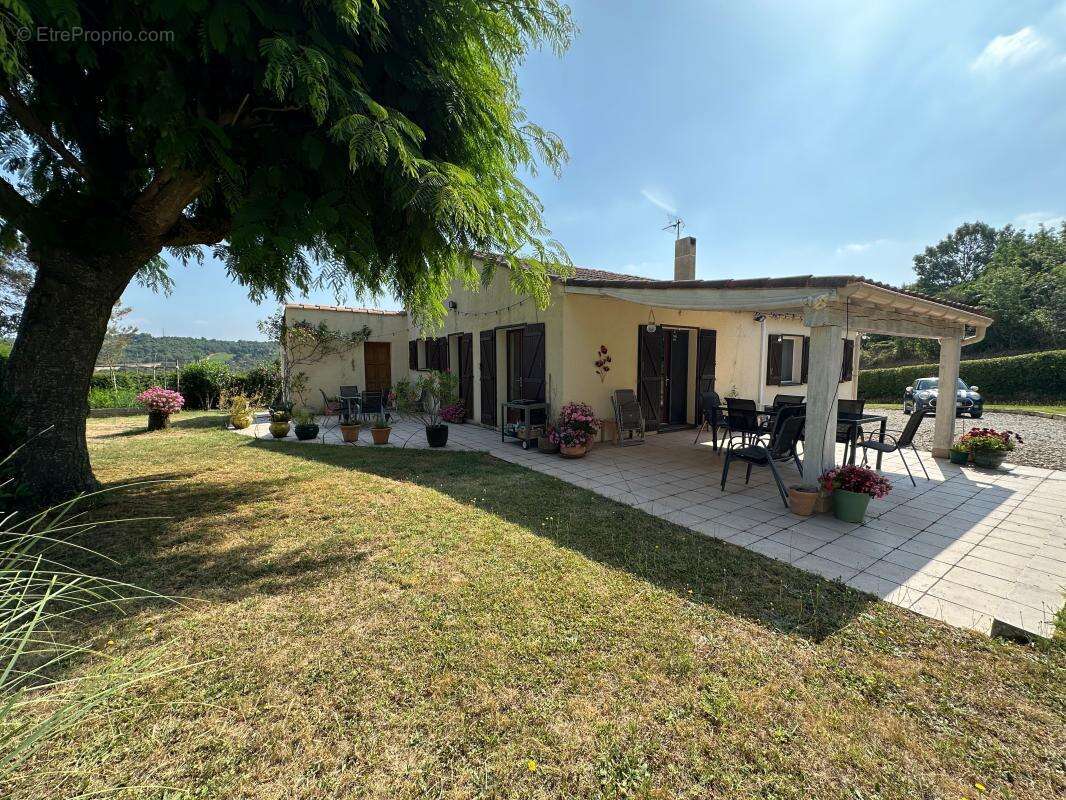 Maison à PIEUSSE