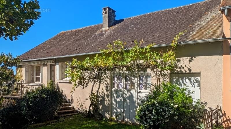 Maison à SAINT-MESMIN