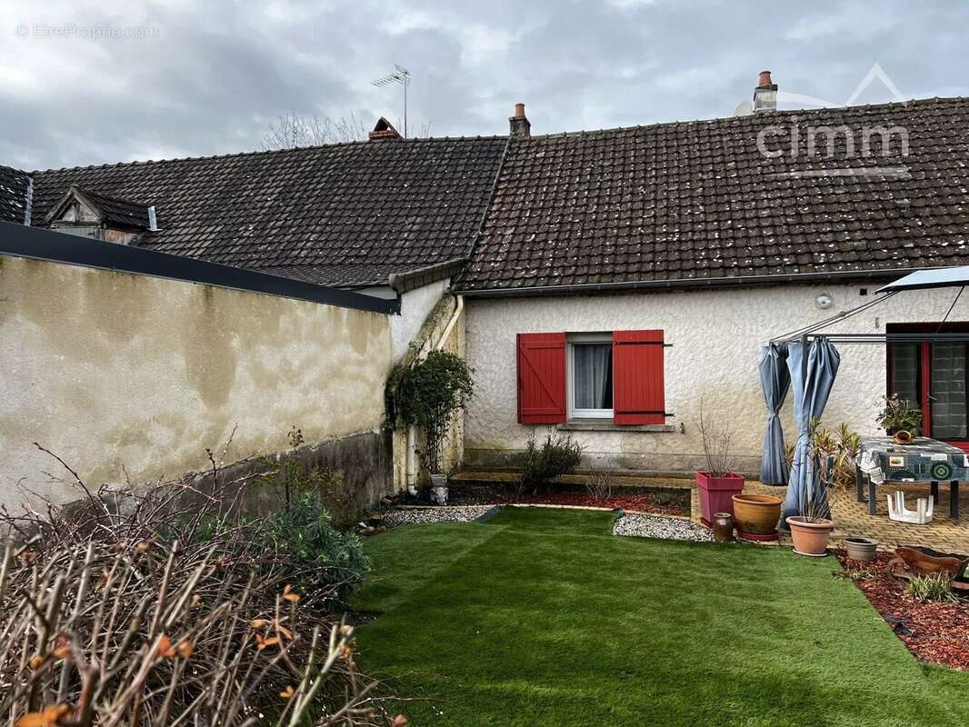 Maison à SAINT-AUBIN-SUR-LOIRE