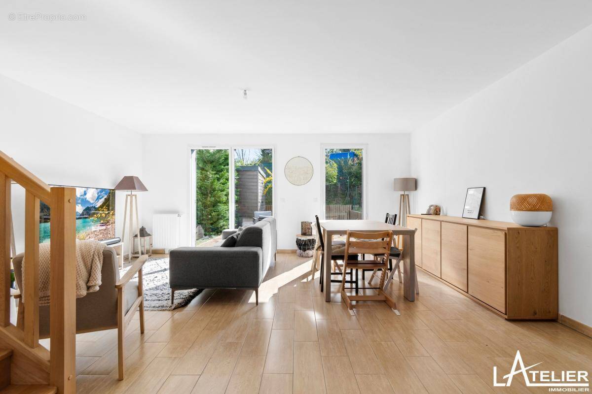 Maison à MAREIL-MARLY