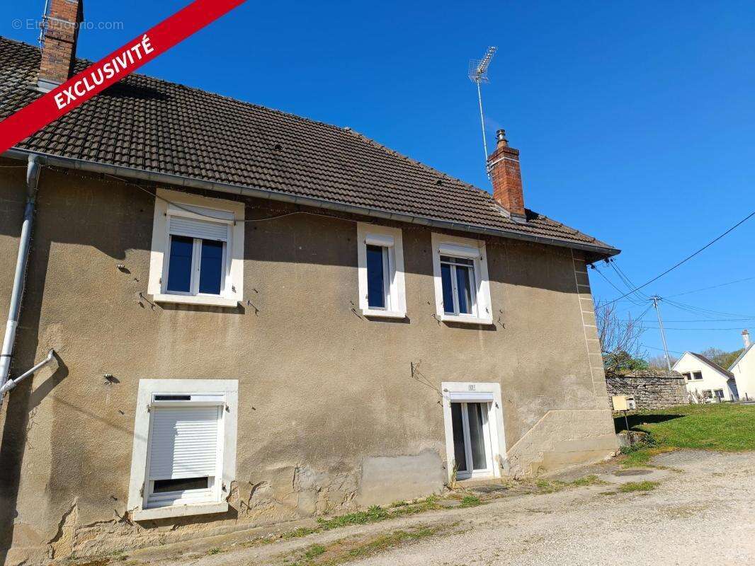 Appartement à DAMPARIS