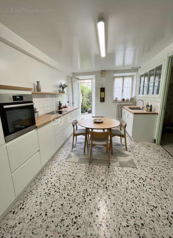 Maison à MORET-SUR-LOING