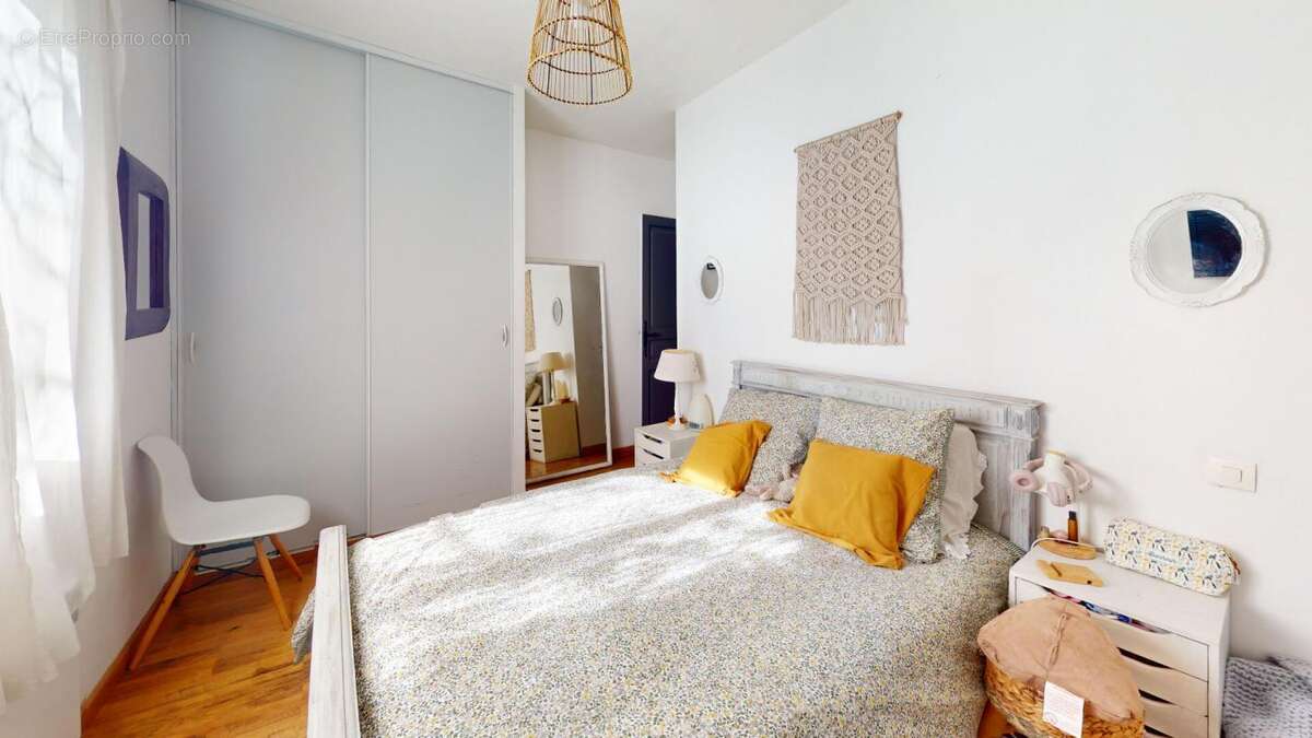 Maison à VILLELONGUE-DELS-MONTS