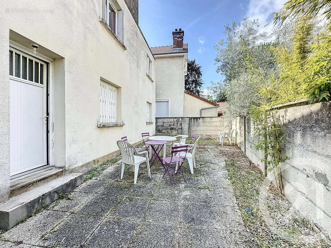 Maison à SAINT-ANDRE-LES-VERGERS