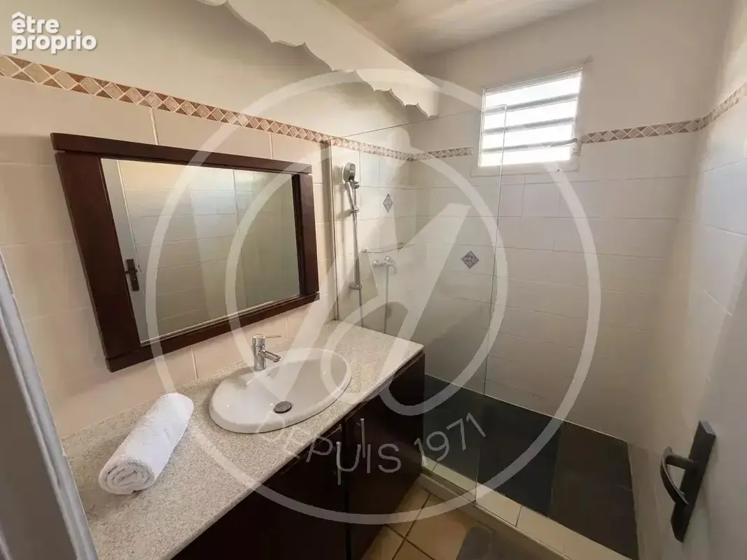À vendre : maison t4 de plain-pied + studio à baie-mahault (houelbourg) — 820 000 € - photo 10