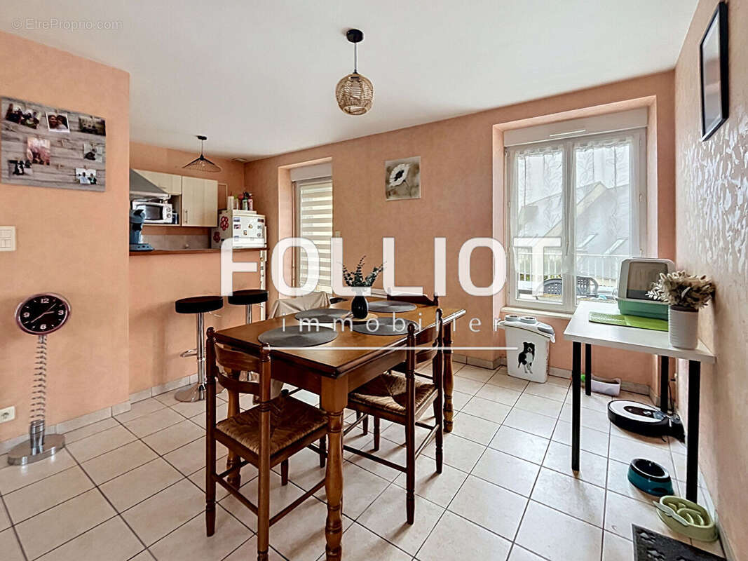 Appartement à JAVENE