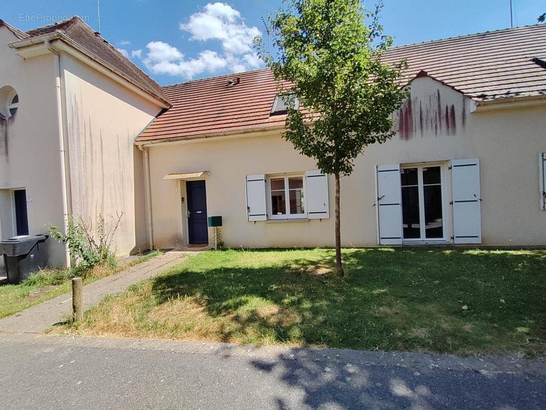 Maison T4 87m² - Crépy-en-Valois - 3693.1.25.25 - photo 1