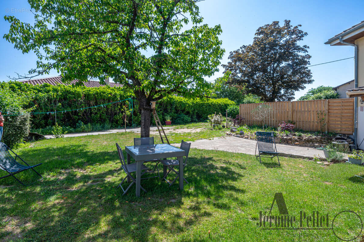 Appartement à CHASSE-SUR-RHONE