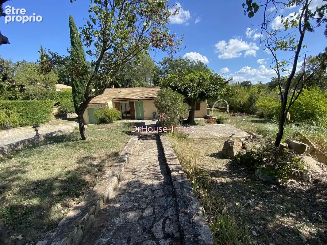 Maison 5 pièces 101 m² à vendre à Gareoult (83136) - photo 9