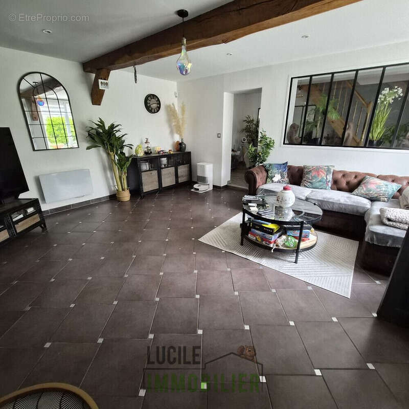 Maison de<br>3chambres 117m² 6 - Maison à CAMBRONNE-LES-CLERMONT