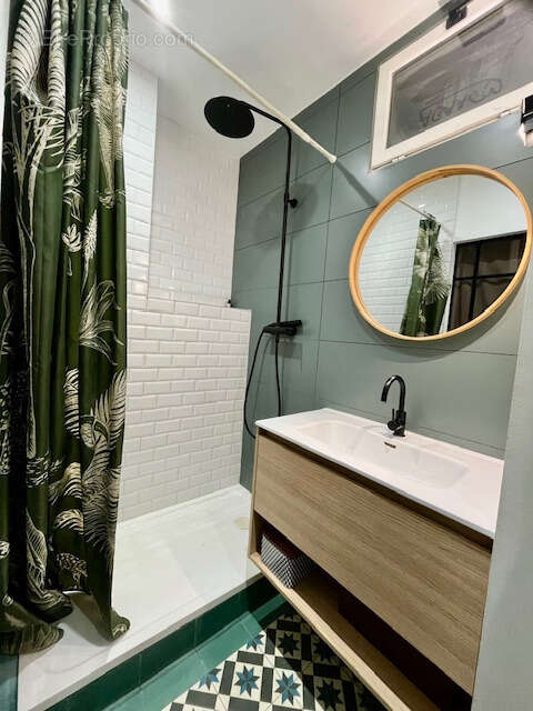 Appartement à MARSEILLE-2E