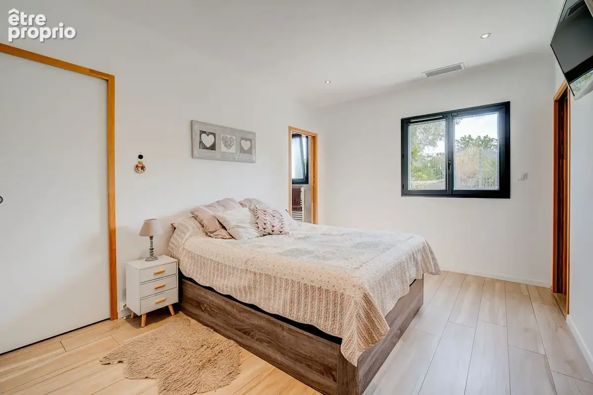 Maison 5 pièces, suite parentale et piscine - photo 5