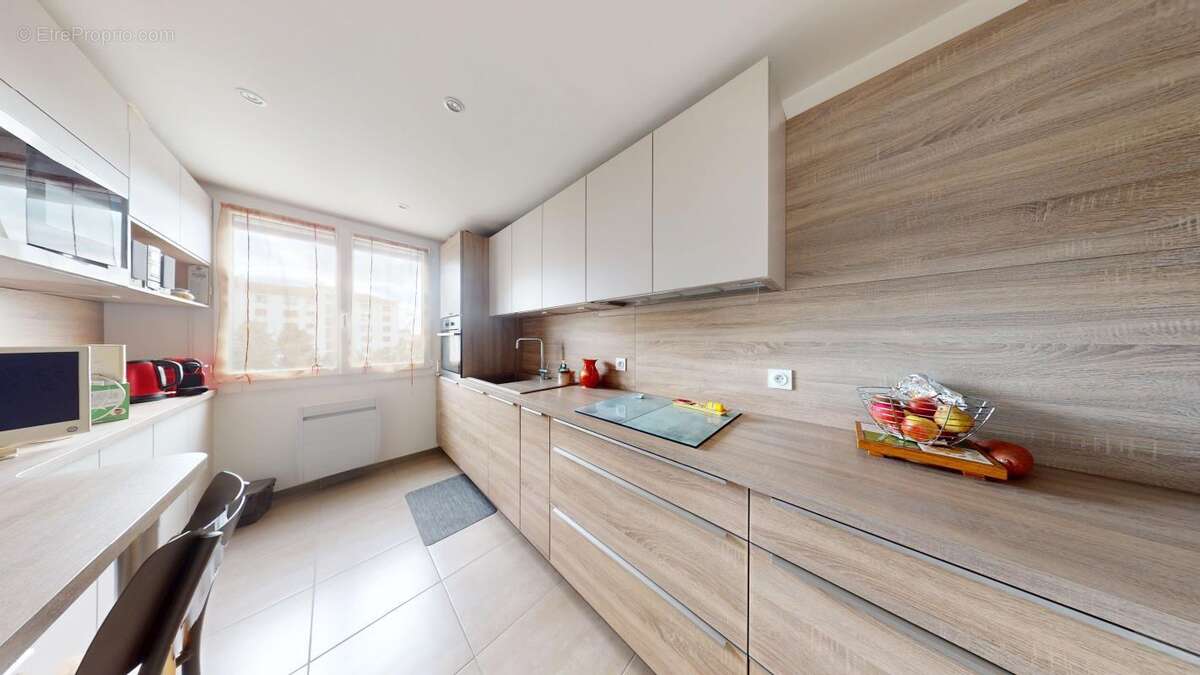 Beau T4 en étage élevé avec vue dégagée et balcon sans vis à vis - photo 5