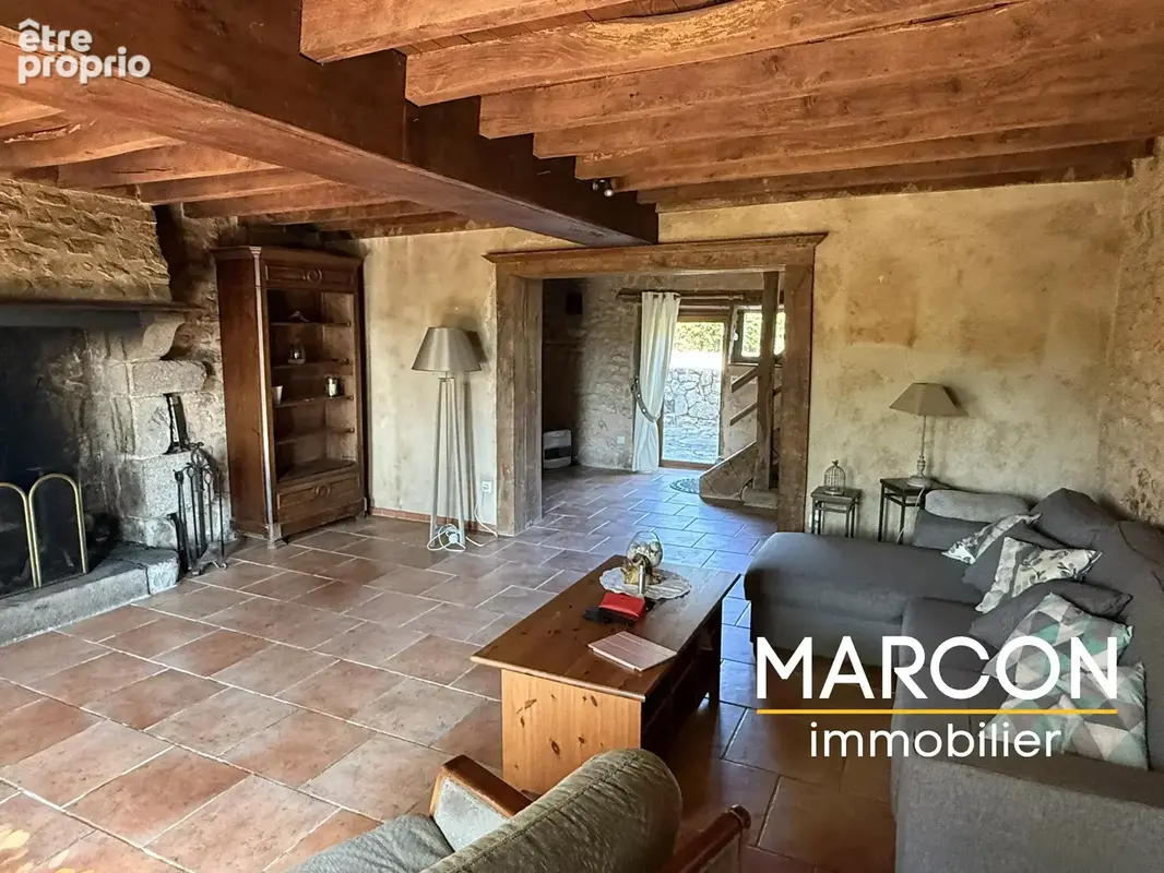 Belle fermette de 176 m² - Secteur JARNAGES - photo 7