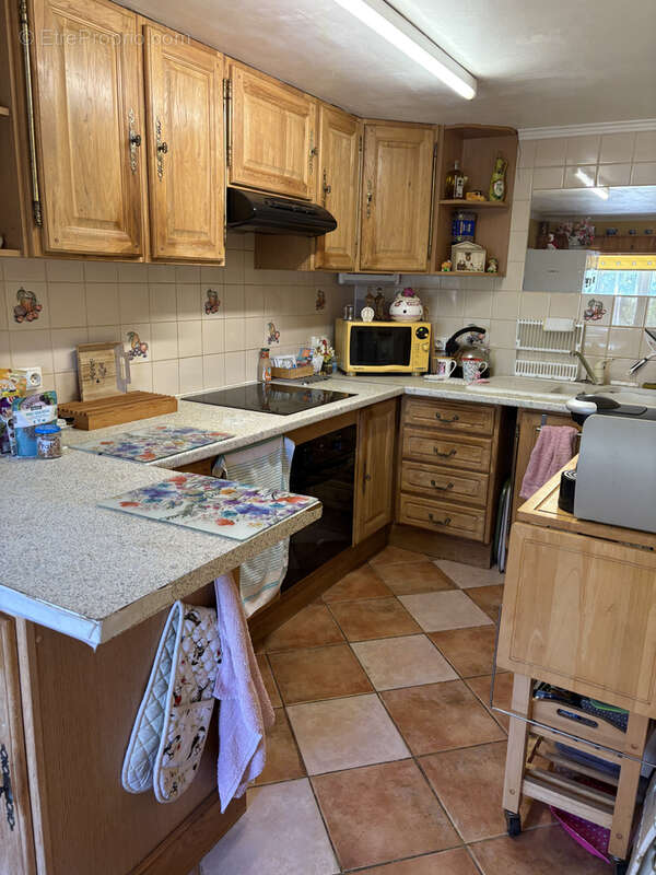 Maison à AMBRIERES-LES-VALLEES