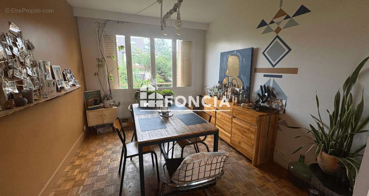 Maison à CHEVILLY-LARUE