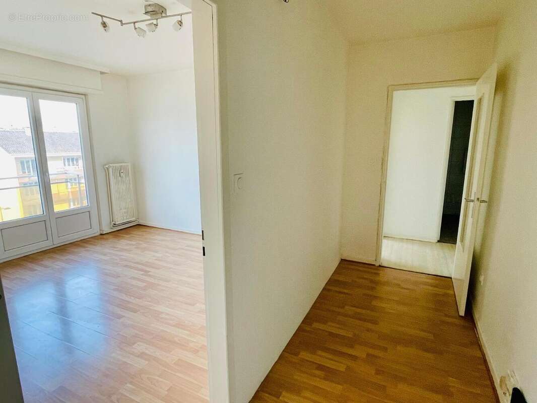   - Appartement à STRASBOURG