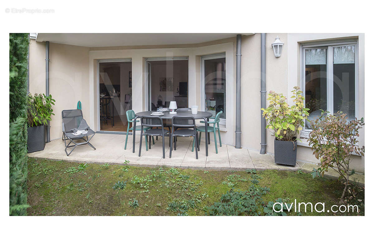 Appartement à SAINT-CYR-L'ECOLE
