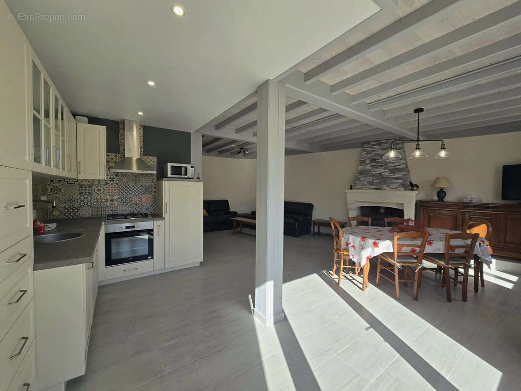 Maison à BOUTEILLES-SAINT-SEBASTIEN