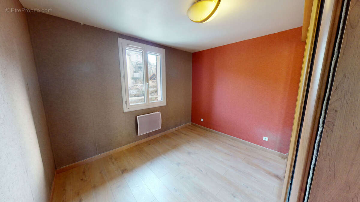 Maison 5/6 pièces 155m2 au calme, possibilité logement indépendant/activité pro - photo 10